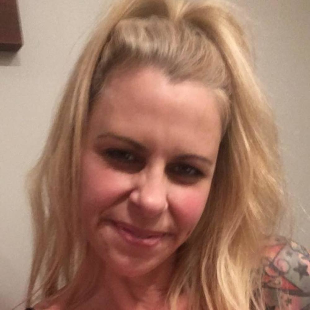 Meet your Posher, Ticey